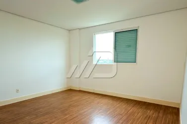 Apartamento &agrave; venda - 126m&sup2; - Zona I
