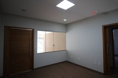 Casa &agrave; venda - 153m&sup2; - Jardim Alphavile