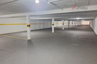 Sal&atilde;o Comercial para alugar - 243m&sup2; - Zona I