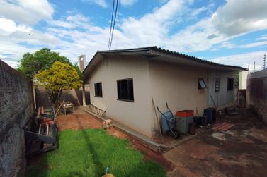 Casa &agrave; venda - 247m&sup2; - Zona VII