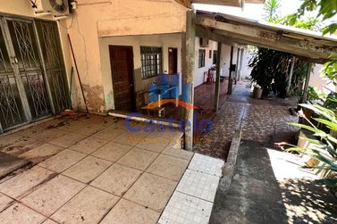 Terreno &agrave; venda - 490m&sup2; - ZONA V