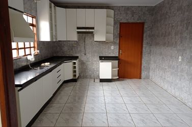 Casa &agrave; venda - 220m&sup2; - Parque San Remo