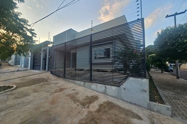 Casa &agrave; venda - 175m&sup2; - Jardim Birig&uuml;i