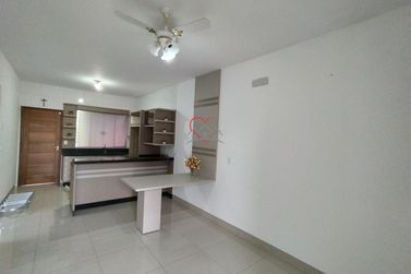 Casa &agrave; venda - 60m&sup2; - Parque Residencial Metropolitano