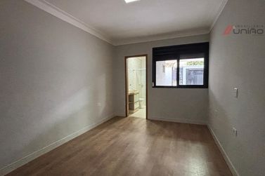 Casa para alugar - 143m&sup2; - Zona V