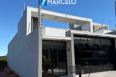 Casa &agrave; venda - 97m&sup2; - JARDIM PORTUGU&Ecirc;S