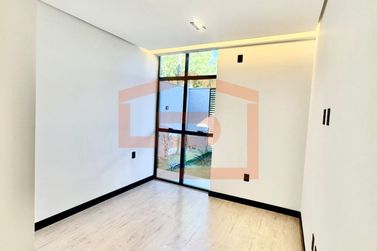 Casa &agrave; venda - 147m&sup2; - Parque Alphaville
