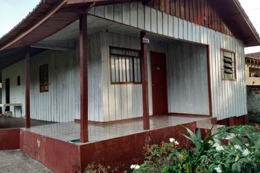 Casa &agrave; venda - 90m&sup2; - Zona VI