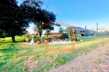 Ch&aacute;cara &agrave; venda - 20000m&sup2; - &Aacute;rea Rural