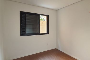 Apartamento &agrave; venda - 111m&sup2; - Zona I