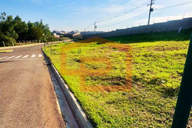 Terreno &agrave; venda - 299m&sup2; - Zona III