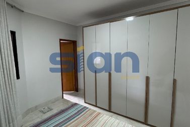 Casa &agrave; venda - 206m&sup2; - Jardim Para&iacute;so