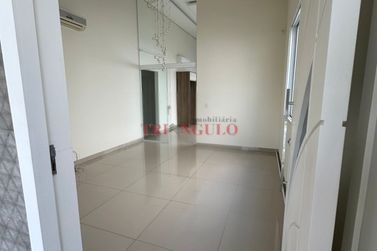 Casa &agrave; venda - 180m&sup2; - JARDIM ALPHAVILE
