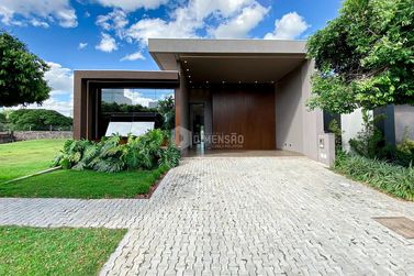 Casa &agrave; venda - 229m&sup2; - Condom&iacute;nio Central Park