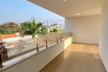 Sobrado &agrave; venda - 428m&sup2; - Jardim Imigrantes II