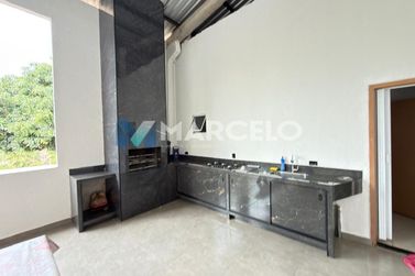 Ch&aacute;cara &agrave; venda - 2800m&sup2; - Zona Rural