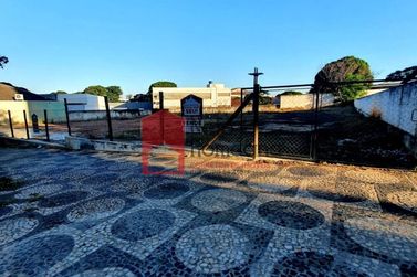 Terreno &agrave; venda - 1014m&sup2; - Zona I