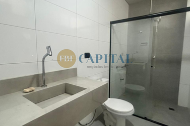 Sal&atilde;o Comercial para alugar - 432m&sup2; - Zona III