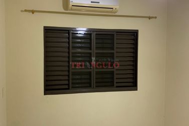 Casa &agrave; venda - 115m&sup2; - ZONA IV