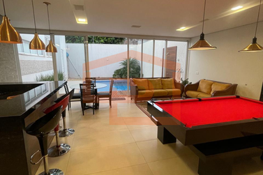 Casa &agrave; venda - 314m&sup2; - Jardim Petr&oacute;polis