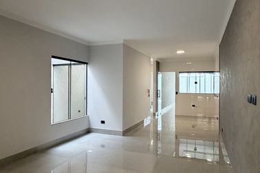 Casa &agrave; venda - 145m&sup2; - Parque Danielle