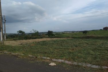 Terreno &agrave; venda - 246m&sup2; - Parque Metropolitano