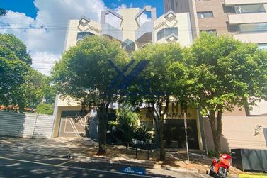 Apartamento para alugar - 111m&sup2; - 2&ordm; andar