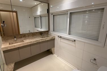 Apartamento &agrave; venda - 180m&sup2; - Zona III