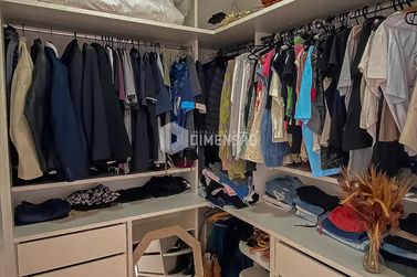 Sala Comercial &agrave; venda - 342m&sup2; - Centro