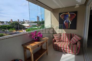 Apartamento &agrave; venda - 126m&sup2; - Zona I