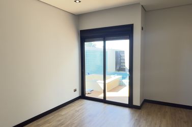 Casa &agrave; venda - 150m&sup2; - Paysage Unique Condom&iacute;nio