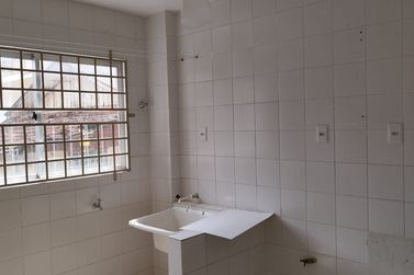 Apartamento para alugar - 50m&sup2; - ZONA III