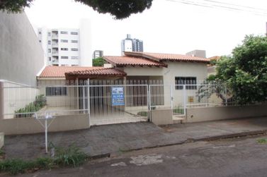 Casa &agrave; venda - Zona II