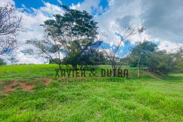 Ch&aacute;cara &agrave; venda - 5m&sup2; - Pr&oacute;ximo da F&aacute;brica Guri Sorvetes e da UEM Universidade