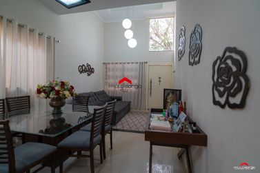 Casa &agrave; venda - 100m&sup2; - Parque do Lago