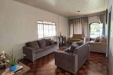 Casa &agrave; venda - 140m&sup2; - Zona VII