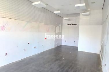 Sala Comercial para alugar - 140m&sup2; - Zona III