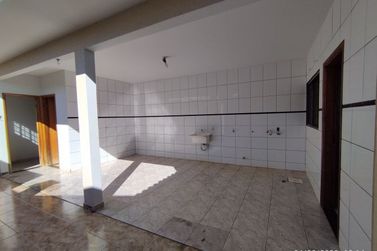 Casa &agrave; venda - Zona III