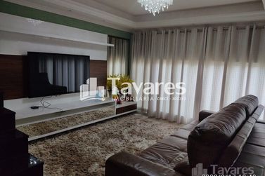 Sobrado &agrave; venda - 315m&sup2; - Zona VII