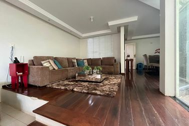 Casa &agrave; venda - 236m&sup2; - Parque Cidade Jardim