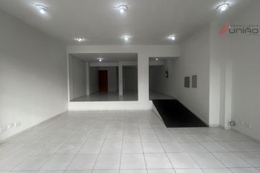 Sal&atilde;o Comercial para alugar - Zona II