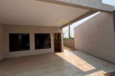 Casa &agrave; venda - 132m&sup2; - Jardim Azal&eacute;ia