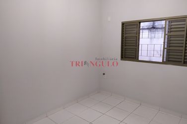 Casa &agrave; venda - 107m&sup2; - JARDIM PARAISO