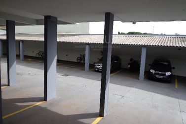 Apartamento &agrave; venda - 57m&sup2; - Zona III