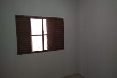 Casa para alugar - 100m&sup2; - Jardim Panorama