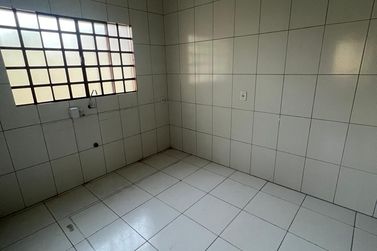 Casa para alugar - 80m&sup2; - Jardim Imperial I