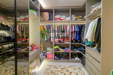 Ch&aacute;cara &agrave; venda - 25m&sup2; - -