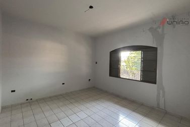 Apartamento para alugar - 220m&sup2; - Zona VII