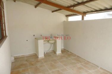 Casa &agrave; venda - 200m&sup2; - ZONA IV