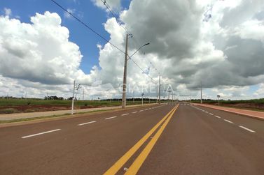 Terreno &agrave; venda - 360m&sup2; - VILA INDUSTRIAL